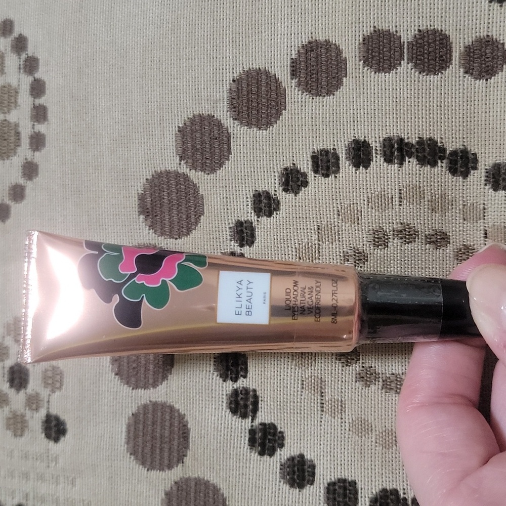 Elikya Beauty liquid eyeshadow 8ml - Picture 3 of 4